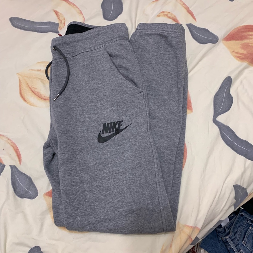 Nike cozy gray sweatpants